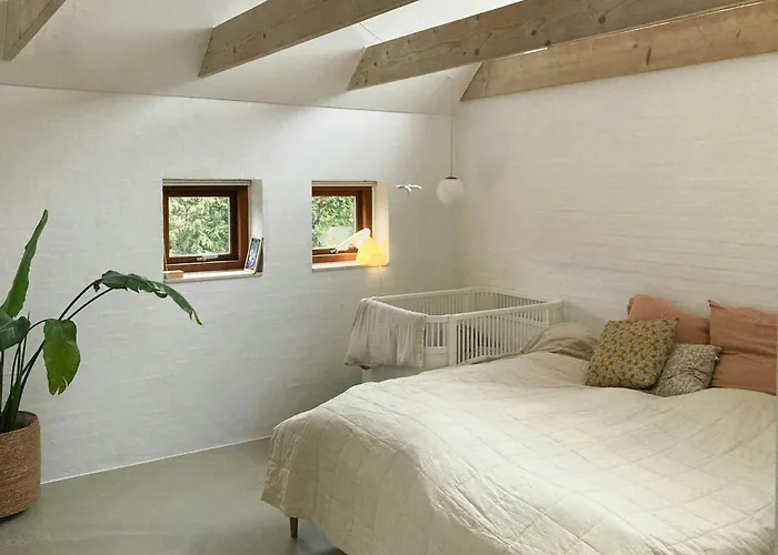 House With Sauna By Norsminde Harbour Casa de Férias Malling